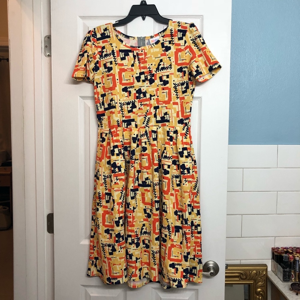 EUC LulaRoe Amelia Large
